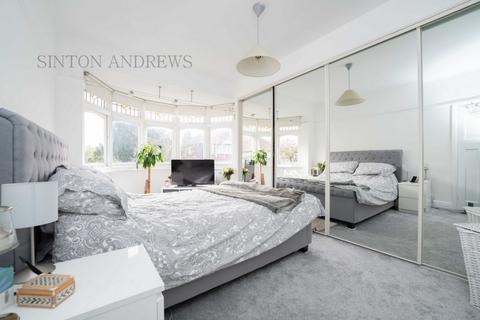 6 Mulgrave Road, London, W5 1LE