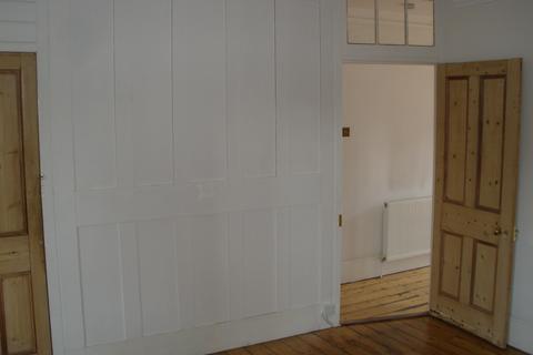 3 bedroom end of terrace house to rent, Mildmay Road, Chelmsford CM2