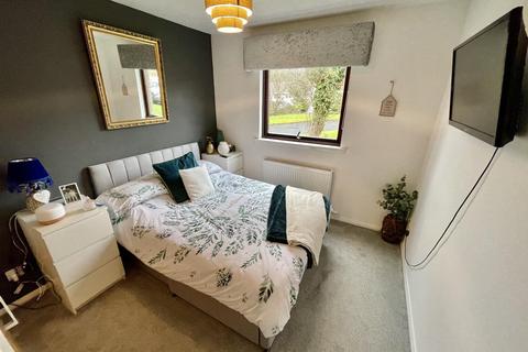 Flat 0/1, 3 Kildale Road, Lochwinnoch, PA12 4DF