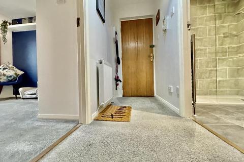 Flat 0/1, 3 Kildale Road, Lochwinnoch, PA12 4DF