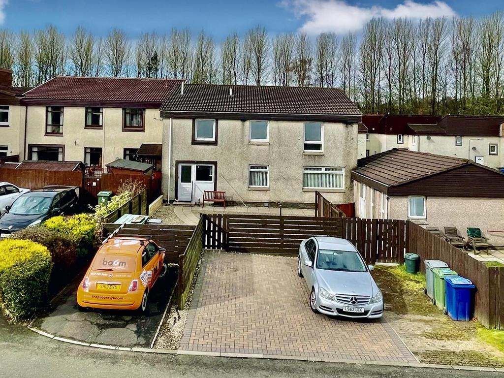 59 Park Green, Erskine 4 bed terraced house £140,000