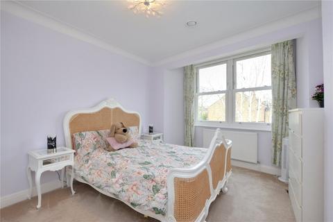 77 Manor Lane, London, SE12 8LS
