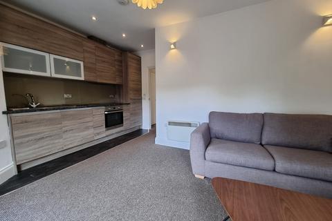 1 bedroom flat to rent, Heaton Road, M20 4PX