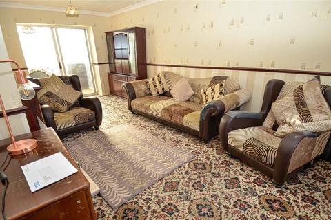 6 Chessetts Grove, Birmingham, B13 0RG