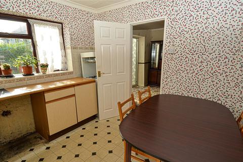 6 Chessetts Grove, Birmingham, B13 0RG