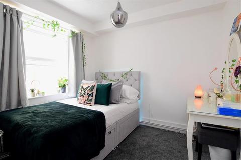 Flat 8, 17 Broadwater Road, Worthing, BN14 8AD