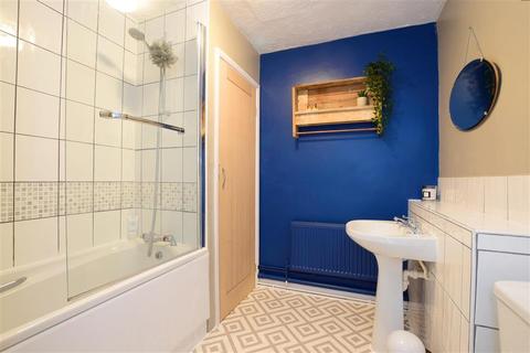 Flat 8, 17 Broadwater Road, Worthing, BN14 8AD