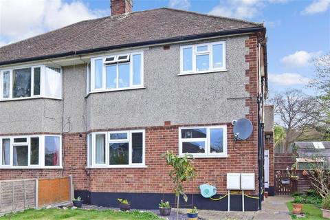 23 Ryebridge Close, Leatherhead, KT22 7QH
