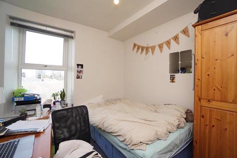 46 Crookes Road, Sheffield, S10 5BB