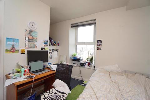 46 Crookes Road, Sheffield, S10 5BB