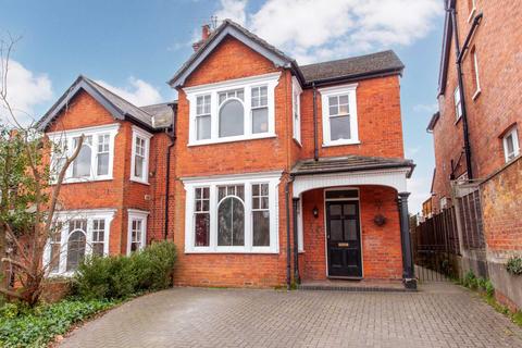 27b Priest Hill, Caversham, Reading, RG4 7RZ