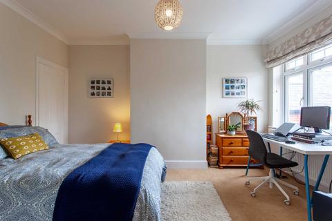 27b Priest Hill, Caversham, Reading, RG4 7RZ
