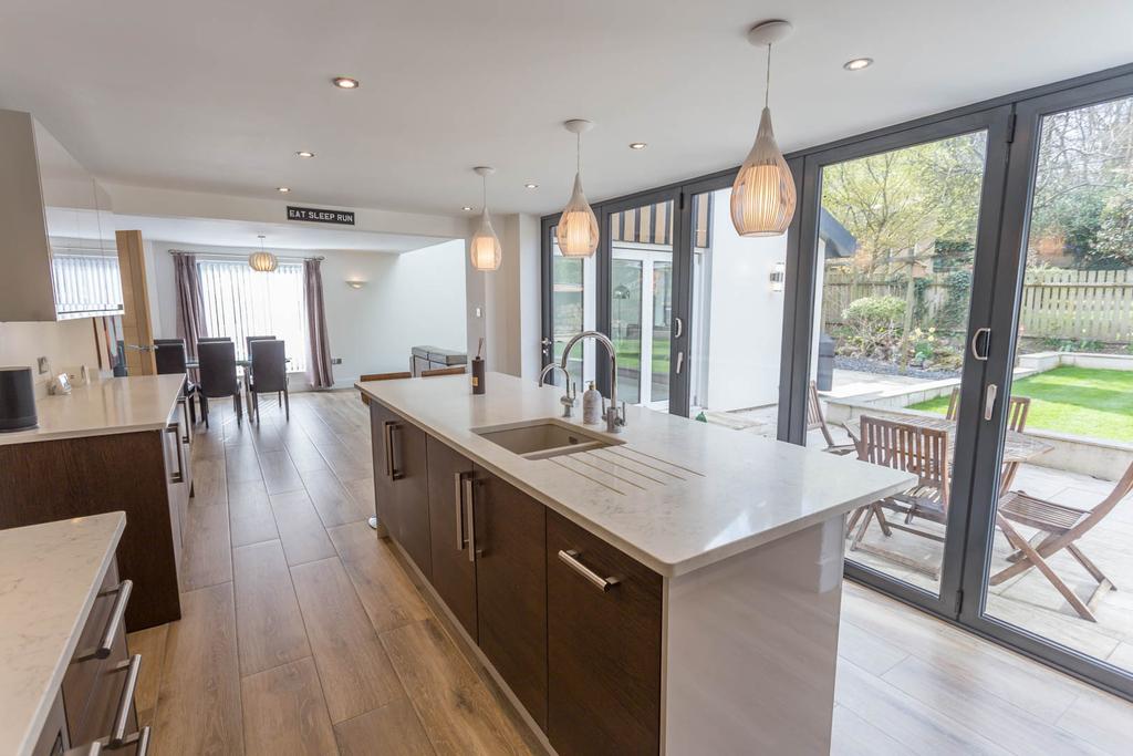 Kitchen area with bi-folds