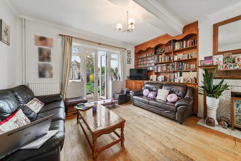 26 Harp Road, London, W7 1JE