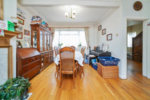 26 Harp Road, London, W7 1JE