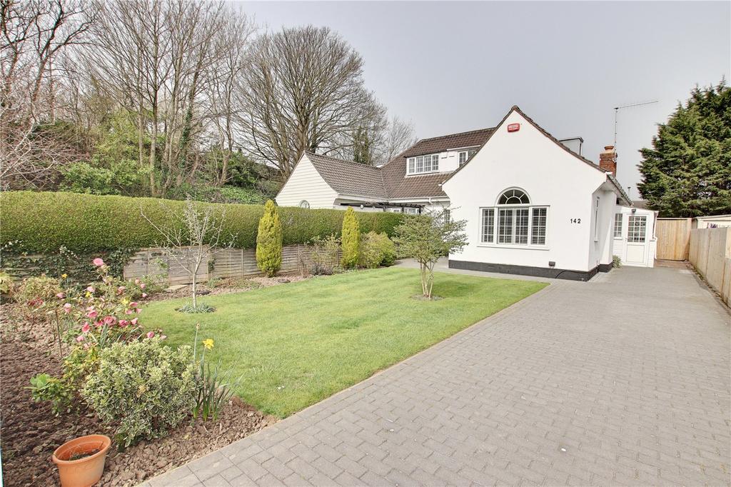 Ardingly Drive, GoringbySea... 2 bed bungalow £450,000