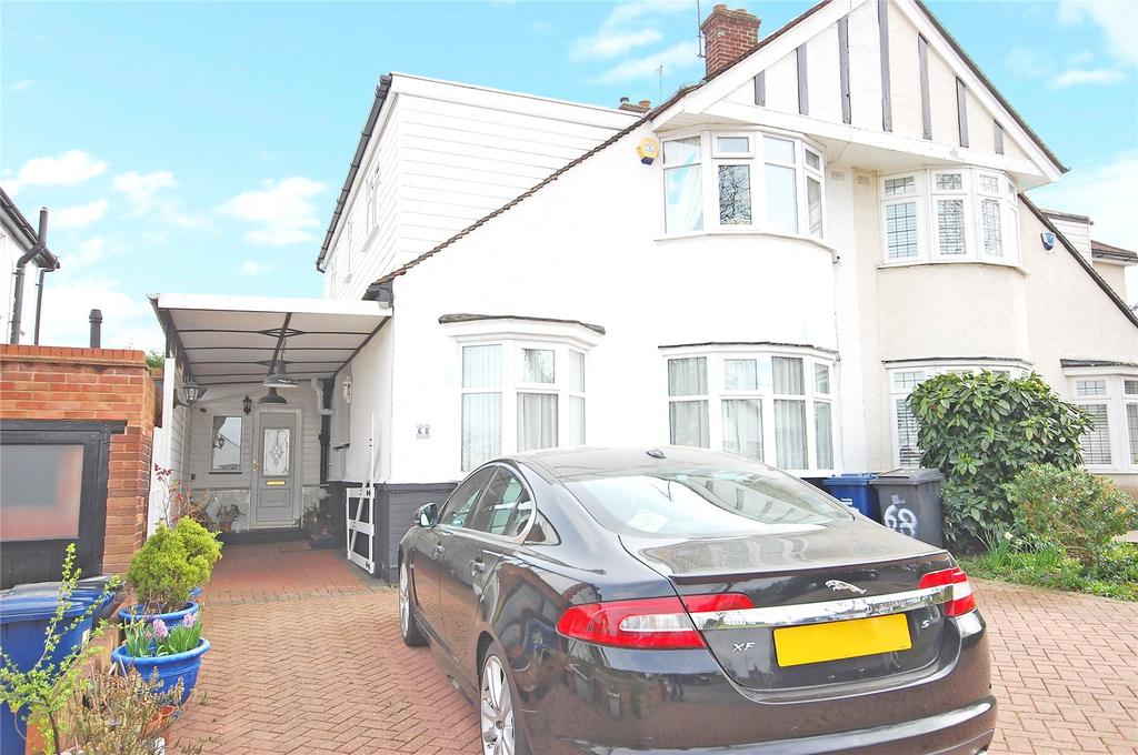 Russell Lane, London, N20 4 bed semidetached house £700,000