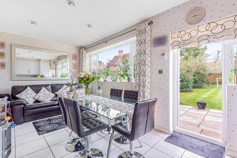 49 Highview Avenue, Edgware, HA8 9TY