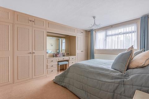 49 Highview Avenue, Edgware, HA8 9TY
