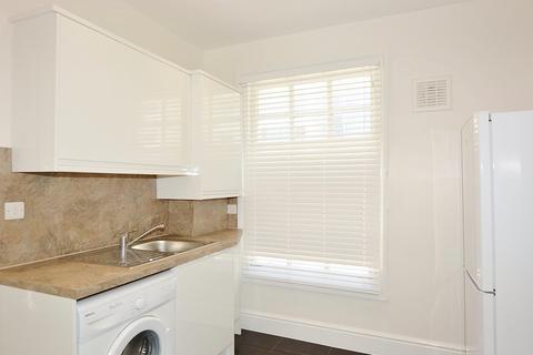 1 bedroom apartment to rent - Kingsland Road, Dalston, London E8