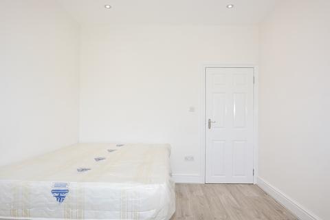 1 bedroom apartment to rent - Kingsland Road, Dalston, London E8