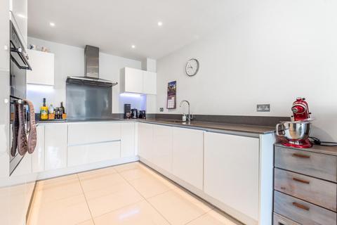 10 Daleworth Close, Beckenham, BR3 1DH