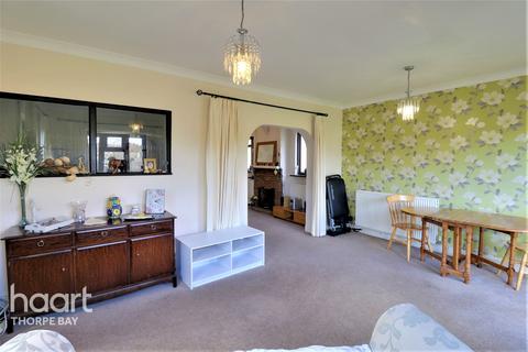 Fowey Barrow Hall Road, Little Wakering, Southend-on-sea, SS3 0QW