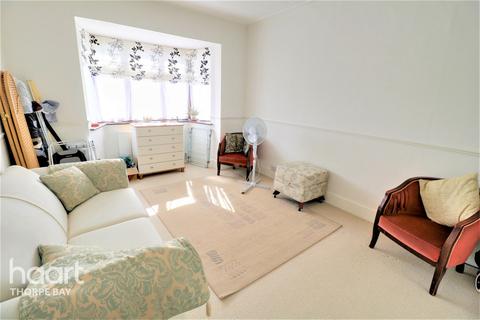 Fowey Barrow Hall Road, Little Wakering, Southend-on-sea, SS3 0QW