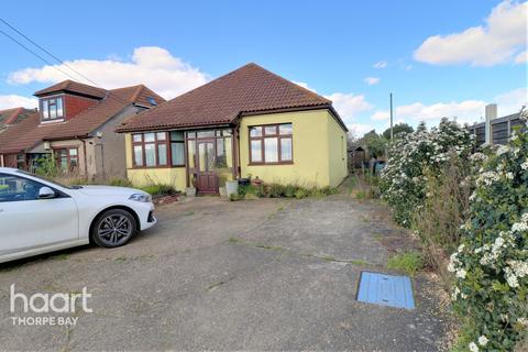 Fowey Barrow Hall Road, Little Wakering, Southend-on-sea, SS3 0QW