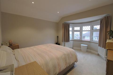 2 Elm Grove, Erith, DA8 3BL
