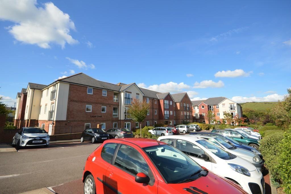Stanley Road, Kent, Folkestone, Kent, CT19 4RL 1 bed flat £10,250