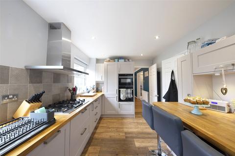 10 Thorpe Close, Wokingham, RG41 2PW