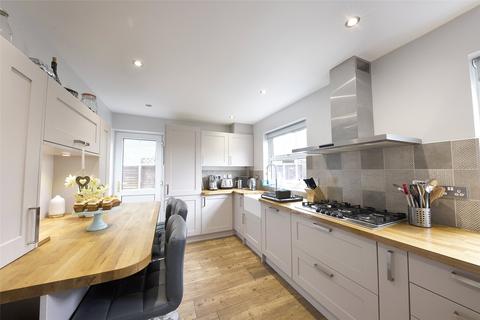 10 Thorpe Close, Wokingham, RG41 2PW