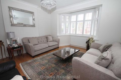 4 Traps Lane, New Malden, KT3 4RR