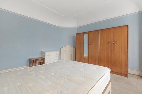 61 Ashbourne Road, Mitcham, CR4 2BE
