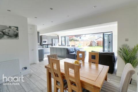 13 Millbrook Gardens, Gidea Park, Romford, RM2 5RP