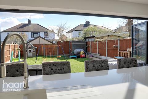 13 Millbrook Gardens, Gidea Park, Romford, RM2 5RP