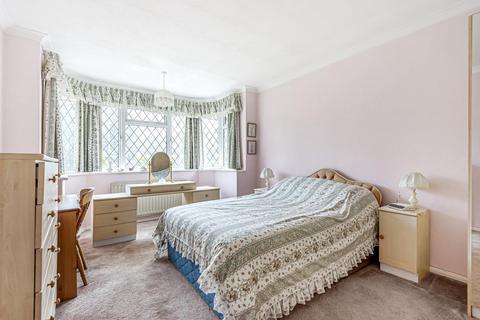 5 Coldharbour Close, Egham, TW20 8TH