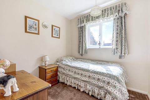 5 Coldharbour Close, Egham, TW20 8TH