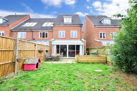 6 Halton Road, Kenley, CR8 5GN