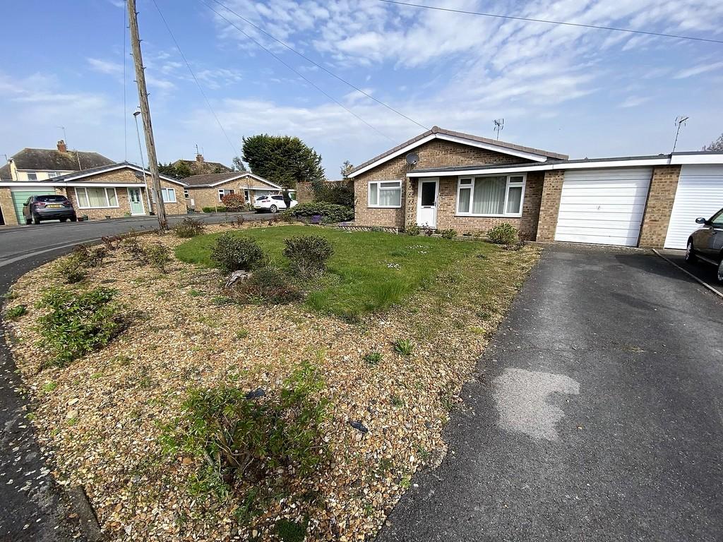 Nursery Drive, March 3 bed detached bungalow £235,000