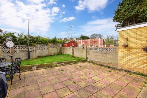 66 Artemis Close, Gravesend, DA12 2QN