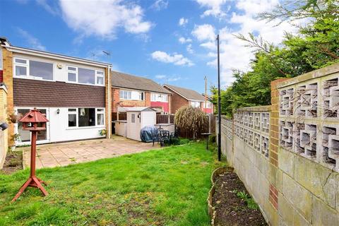66 Artemis Close, Gravesend, DA12 2QN