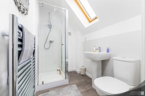 2 Bringloe Drive, Hethersett, Norwich, NR9 3GR
