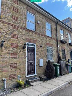 3 Woodcroft Mews, London, SE8 5DH