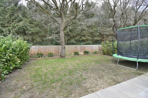 51 Sutton Crescent, Barton Under Needwood, Burton-on-trent, DE13 8FE