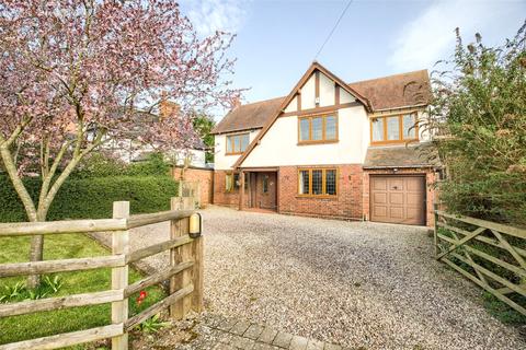 76 Lea Green Lane, Wythall, Birmingham, B47 6HN