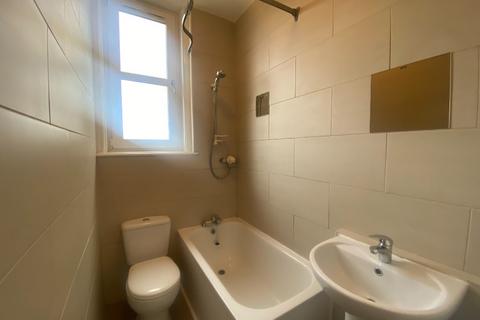 1 bedroom flat to rent, Westfield Road, Gorgie, Edinburgh, EH11