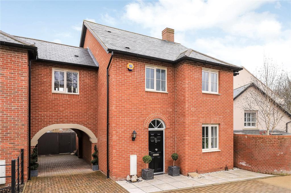 Manor Road, Winchester, SO22 4 bed link detached house £650,000
