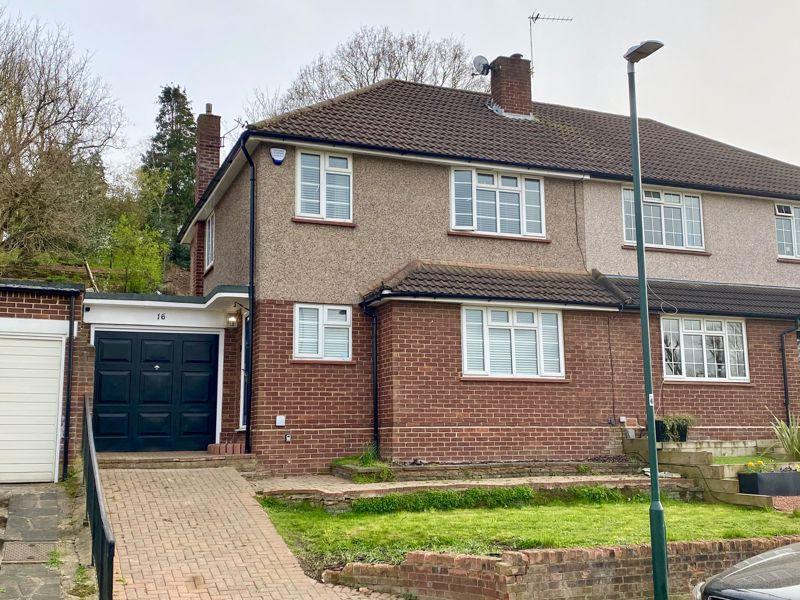 Love Lane, Bexley 3 bed semidetached house £525,000
